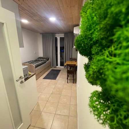 Apartman Mini Stupava Luaran gambar